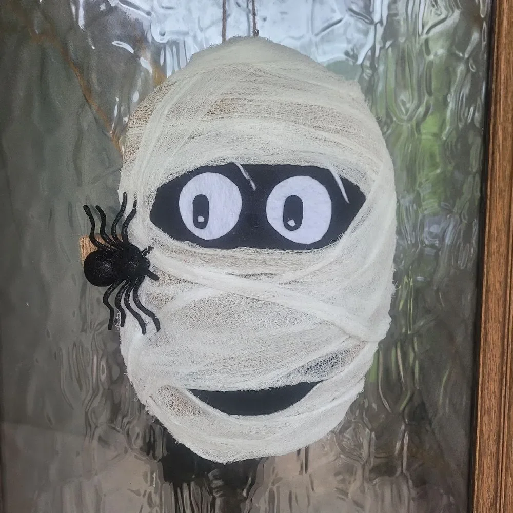 Mummy with spider halloween wreath